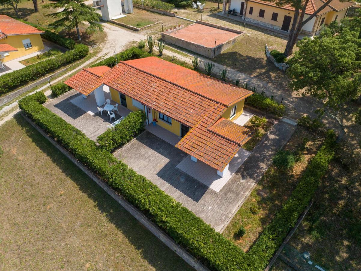 Villino Nel Bosco Villa กาโปลิเวรี ภายนอก รูปภาพ