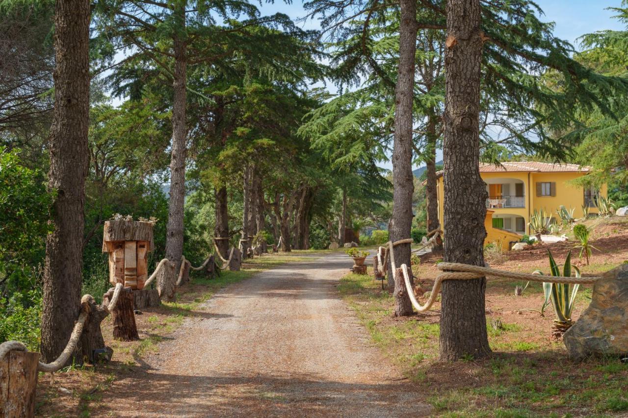 Villino Nel Bosco Villa กาโปลิเวรี ภายนอก รูปภาพ