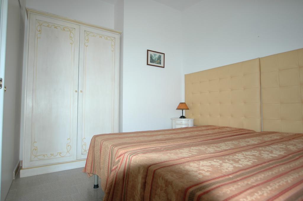 Villino Nel Bosco Villa กาโปลิเวรี ภายนอก รูปภาพ