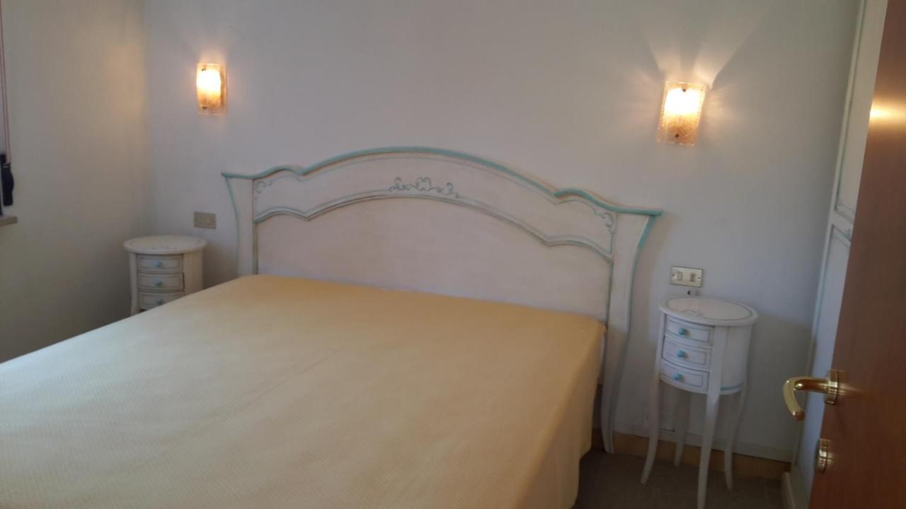 Villino Nel Bosco Villa กาโปลิเวรี ภายนอก รูปภาพ